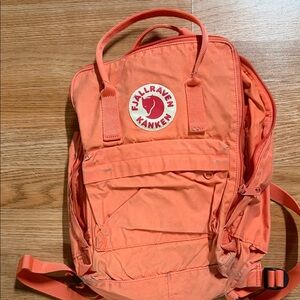 Fjallraven Kånken Backpack in Bright Orange